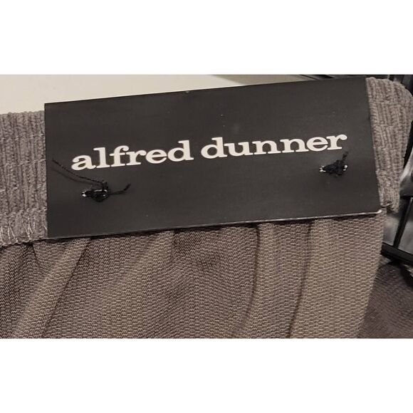 Alfred Dunner Classics Straight Leg Corduroy Pants Size 14 Short Gray - Picture 9 of 11